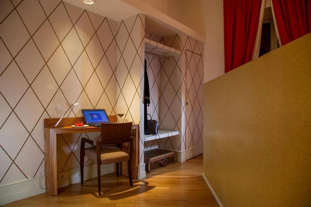 St. Peter Guest House Rom Bed & Breakfast